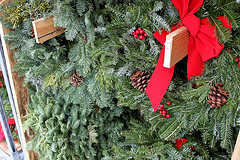Lefferts Manor Association Holiday Wreaths